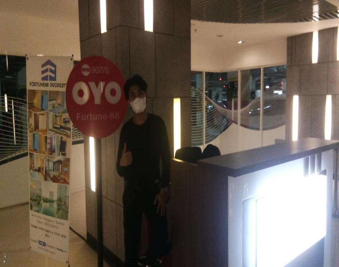Oyo 90776 Fortune 88 Grand Kamala Lagoon Bekasi Exteriör bild